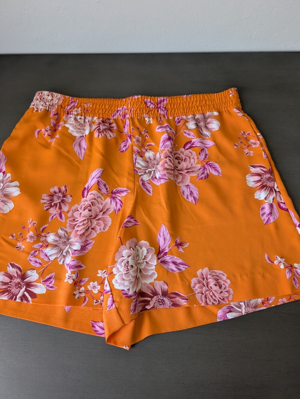 Vince Camuto Bright Orange Pink Floral Women's Shorts Size L